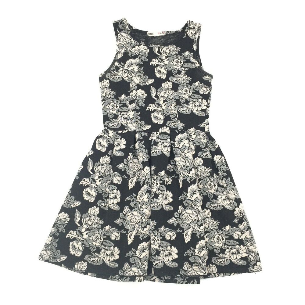 So Rad By ATV Round Neck Rose Floral Print Skater Dress Extra Small White Black